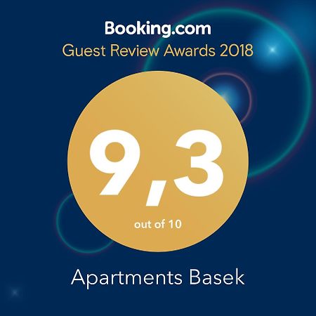 Apartments Basek Супетарска Драга Екстериор снимка